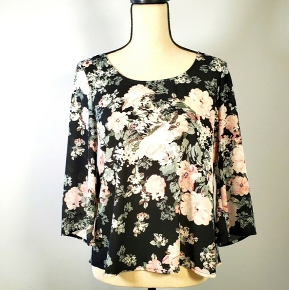 Lily White Black Pink Floral Strappy Criss Cross Back Bell Sleeve Blouse Top XS - Picture 2 of 8